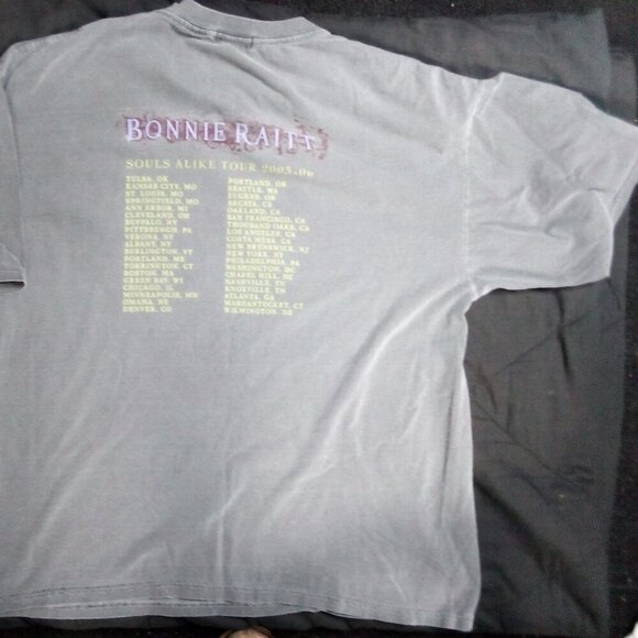 Vintage Bonnie Raitt Souls Alike Tour 2005 T-Shirt - Picture 7 of 8